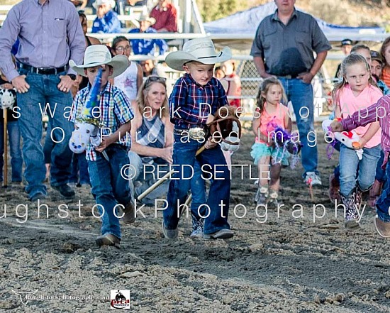 Stick Horse Racing